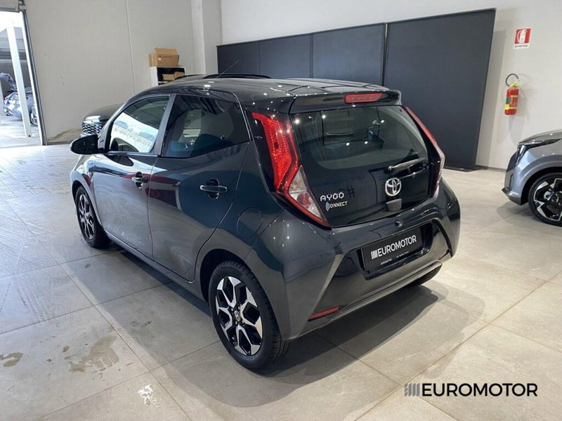Toyota Aygo usata a Bari (9)