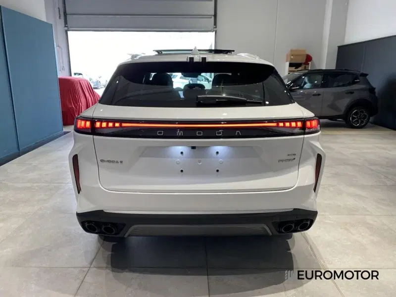 Omoda Omoda 9 SHS-P nuova a Bari (11)