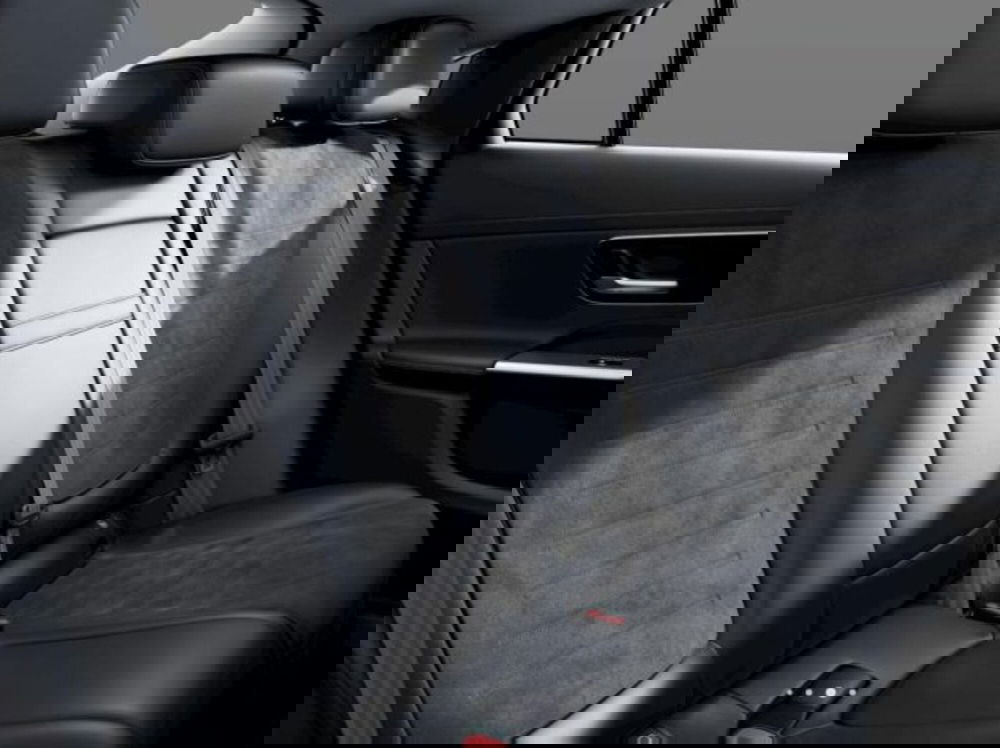 Mercedes-Benz GLC nuova a Verona (7)