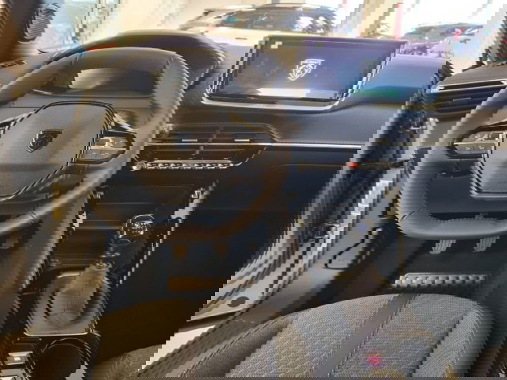 Peugeot 2008 nuova a Vicenza (10)