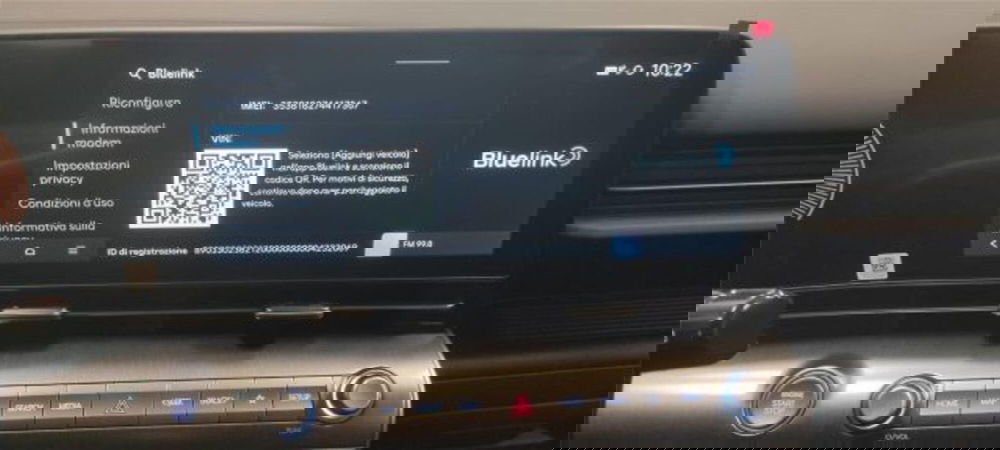 Hyundai Kona nuova a Bari (19)