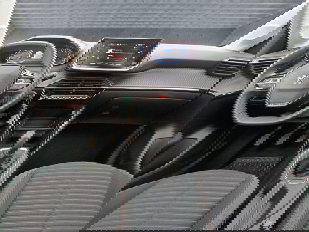 Peugeot 208 usata a Bari (13)