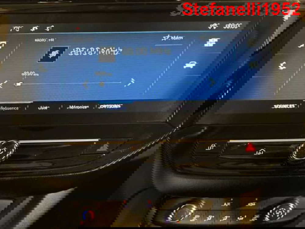 Opel Corsa nuova a Bologna (17)