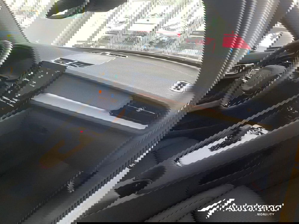 Polestar Polestar 2 nuova a Bari (7)