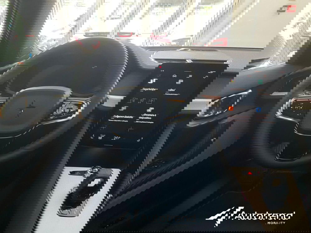 Polestar Polestar 2 nuova a Bari (9)