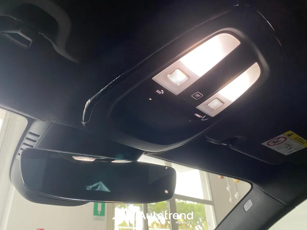 Polestar Polestar 2 nuova a Bari (11)