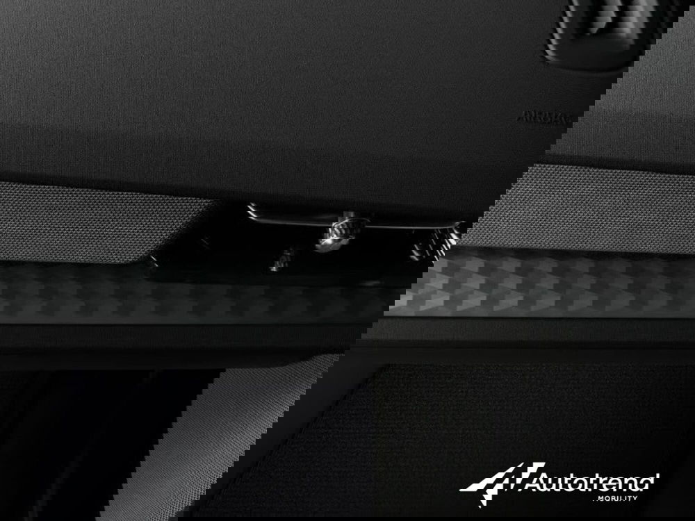 Polestar Polestar 2 nuova a Bari (10)