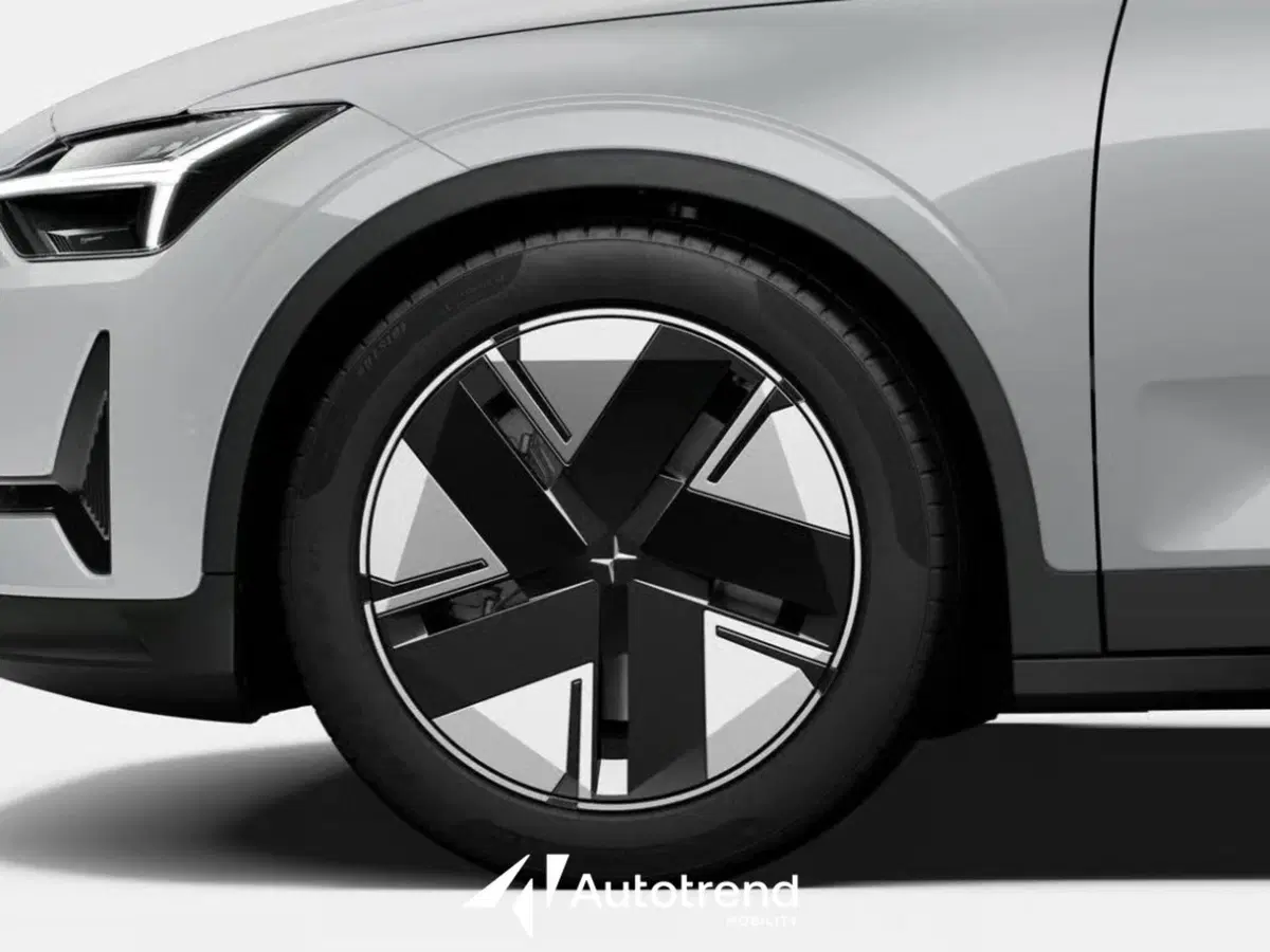 Polestar Polestar 2 nuova a Bari (6)