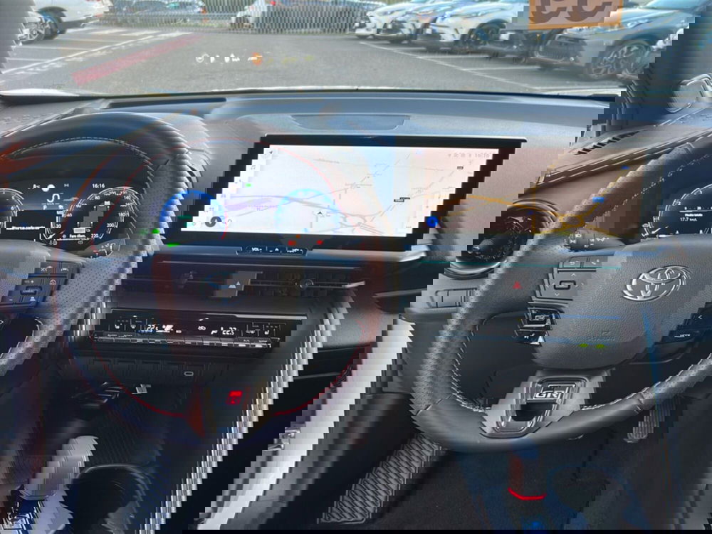 Toyota Toyota C-HR usata a Milano (13)