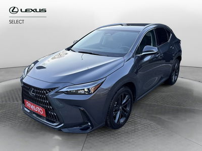 Lexus NX Plug-in 4WD Premium del 2023 usata a Como