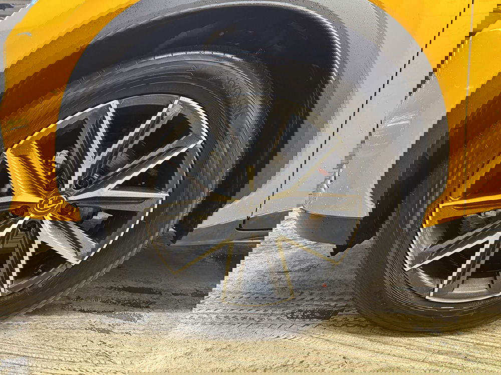 Lexus LBX usata a Como (13)