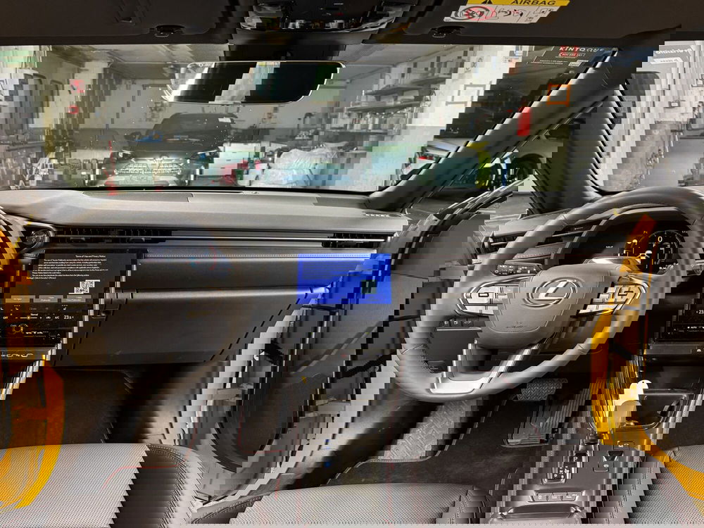 Lexus LBX usata a Como (7)