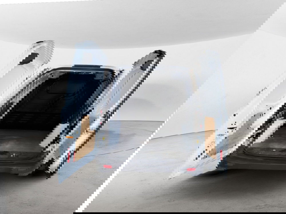 Ford Transit Courier usata a Salerno (8)