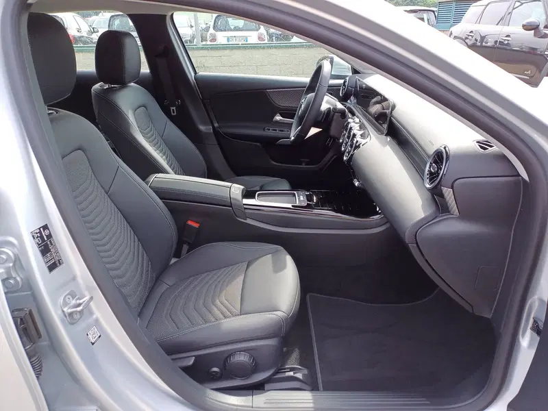 Mercedes-Benz Classe A nuova a Alessandria (10)