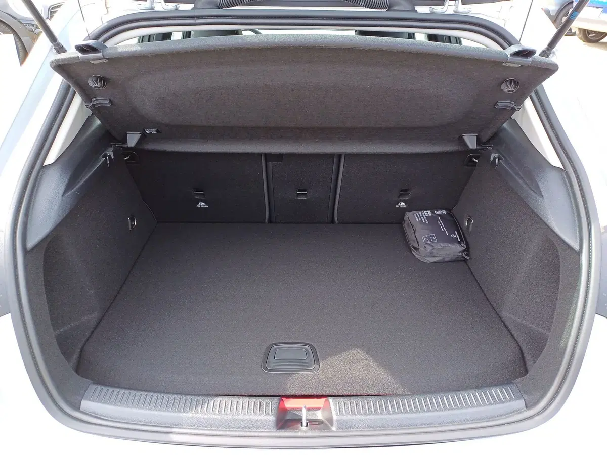 Mercedes-Benz Classe A nuova a Alessandria (13)