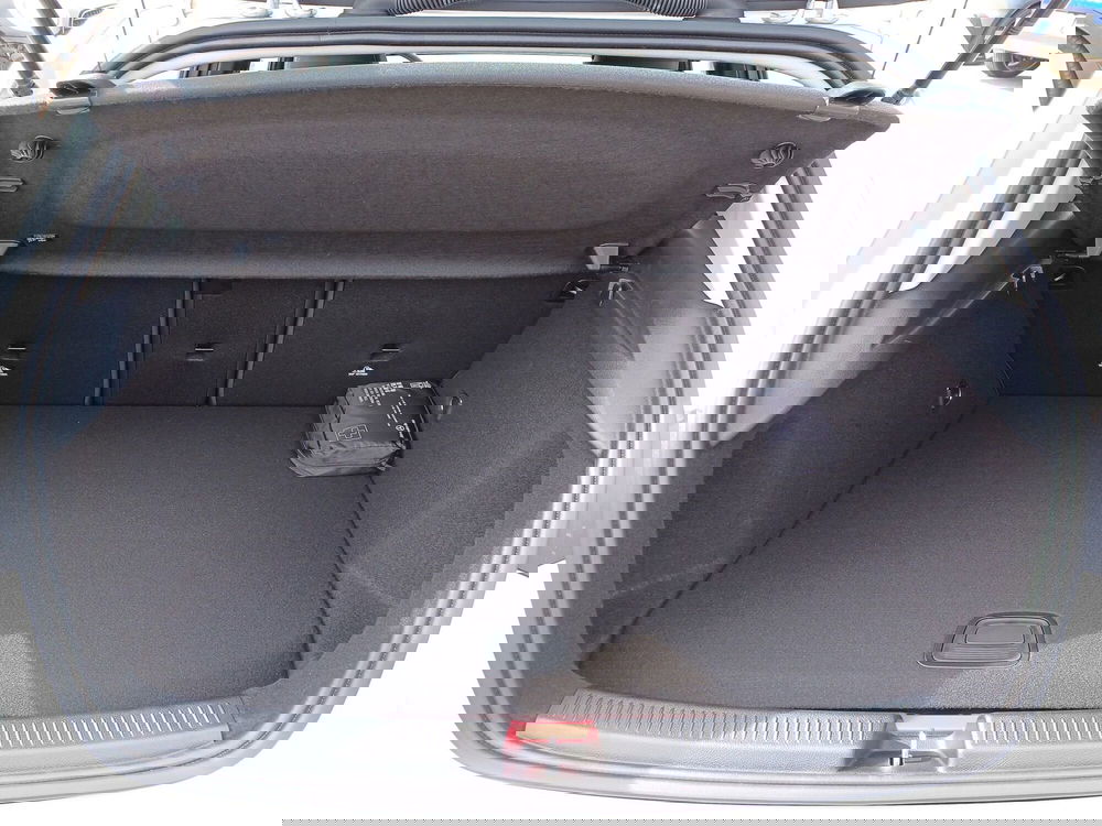 Mercedes-Benz Classe A nuova a Alessandria (13)