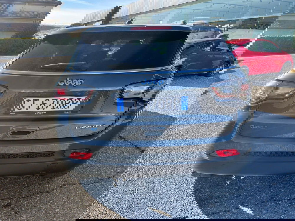 Jeep Compass usata a Milano (9)