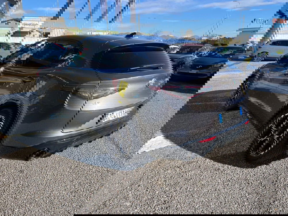 Alfa Romeo Stelvio usata a Milano (8)