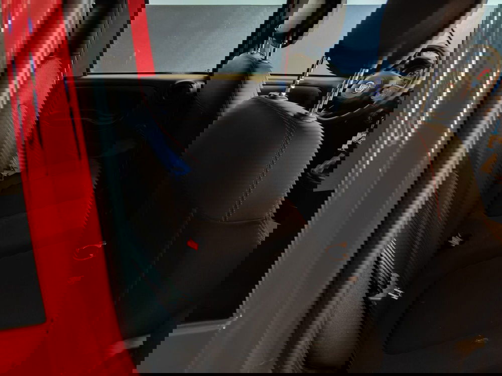 Fiat Panda Cross usata a Milano (13)