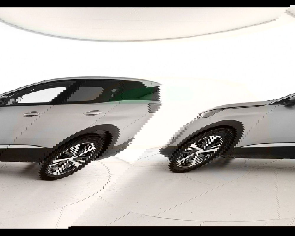 Peugeot 3008 usata a Caserta (11)