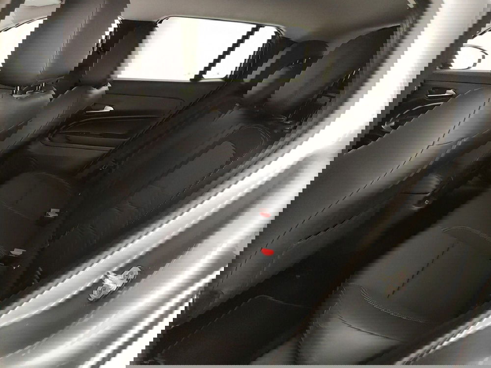 Jeep Avenger usata a Caserta (18)