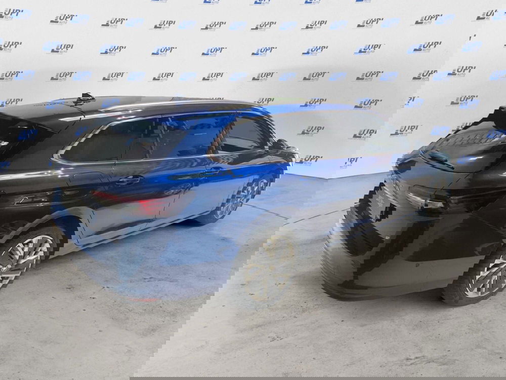 Skoda Superb nuova a Prato (4)