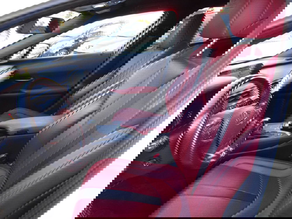 Lexus UX usata a Treviso (10)