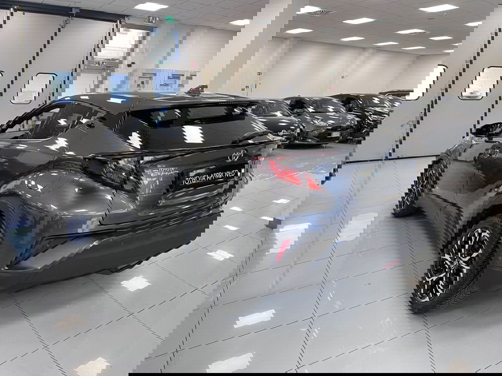 Toyota Toyota C-HR usata a Prato (6)