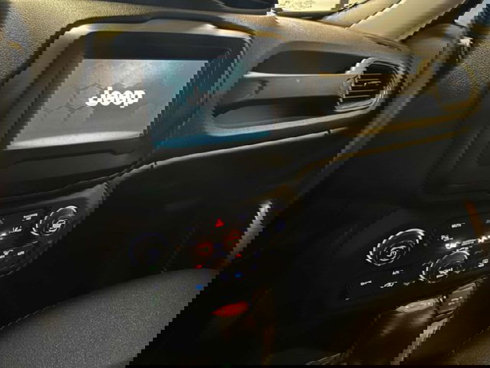 Jeep Renegade usata a Vercelli (17)