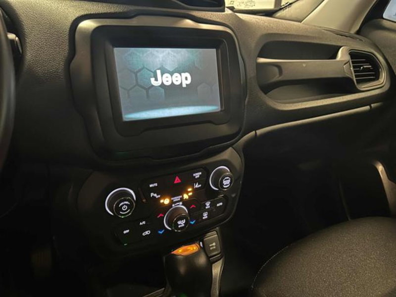 Jeep Renegade usata a Vercelli (17)