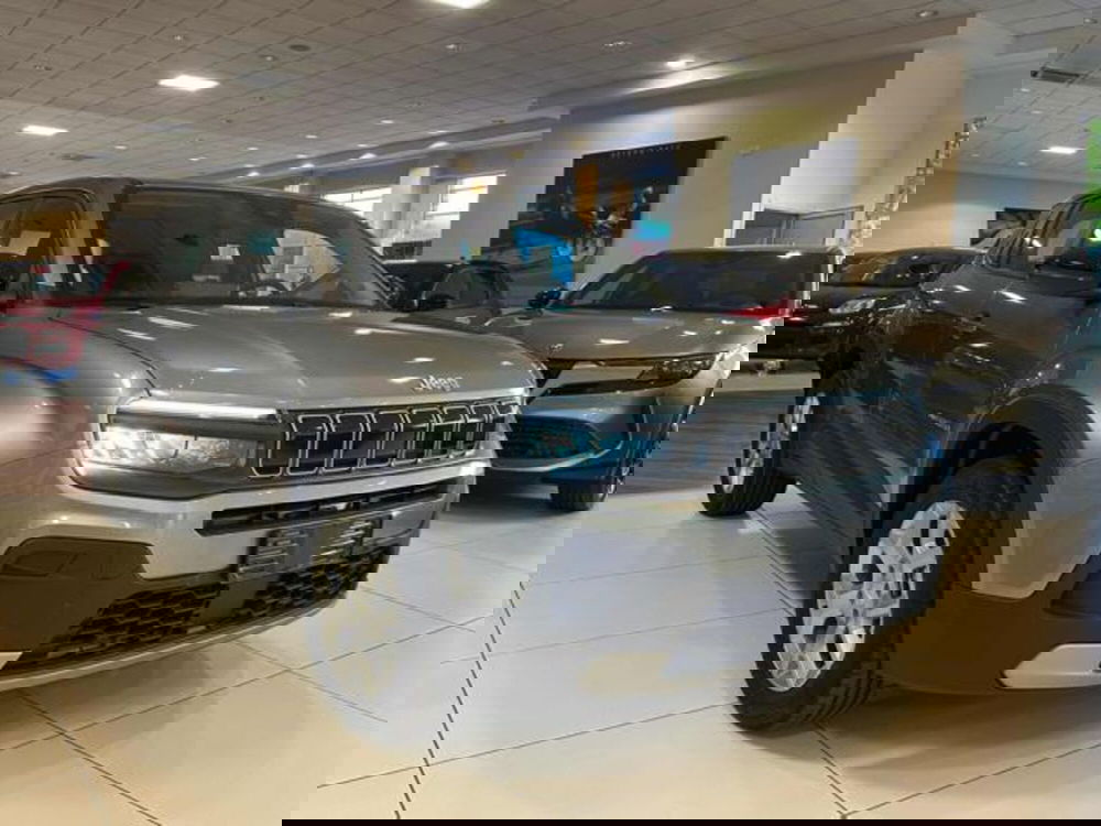 Jeep Avenger nuova a Vercelli