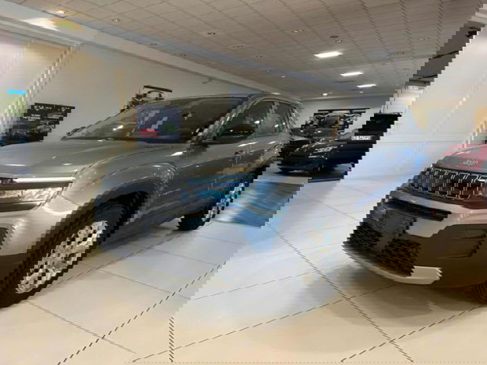 Jeep Avenger nuova a Vercelli (3)