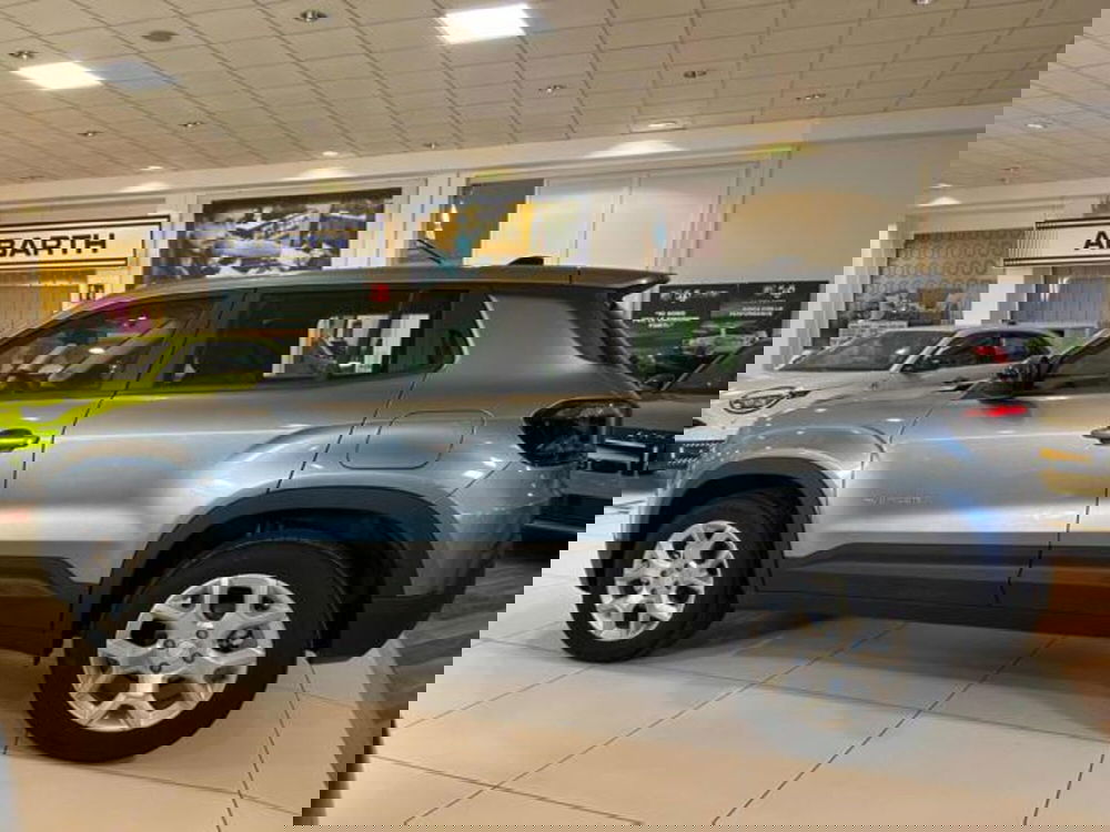 Jeep Avenger nuova a Vercelli (8)