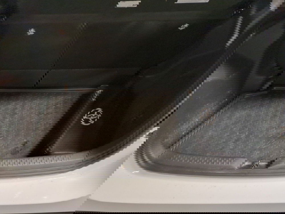 Toyota Yaris usata a Milano (10)