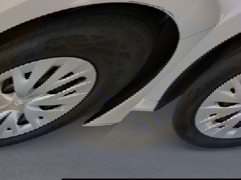 Toyota Yaris usata a Milano (9)