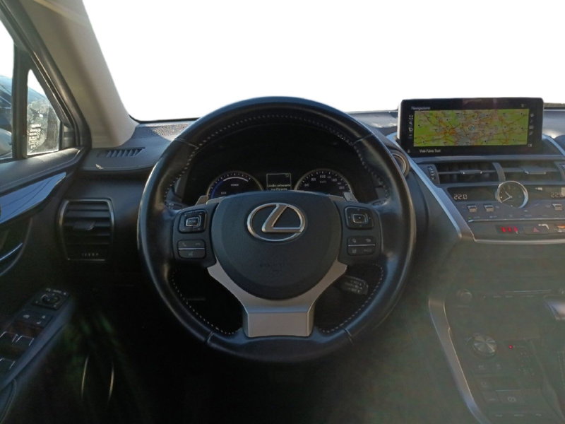 Lexus NX usata a Milano (10)