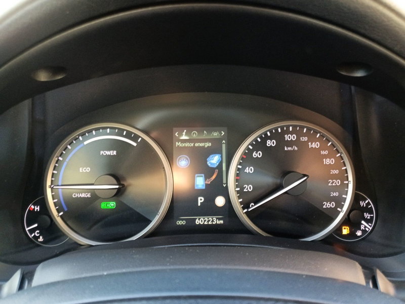 Lexus NX usata a Milano (13)