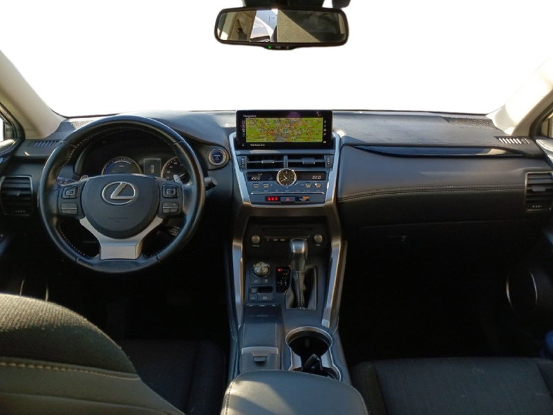 Lexus NX usata a Milano (9)