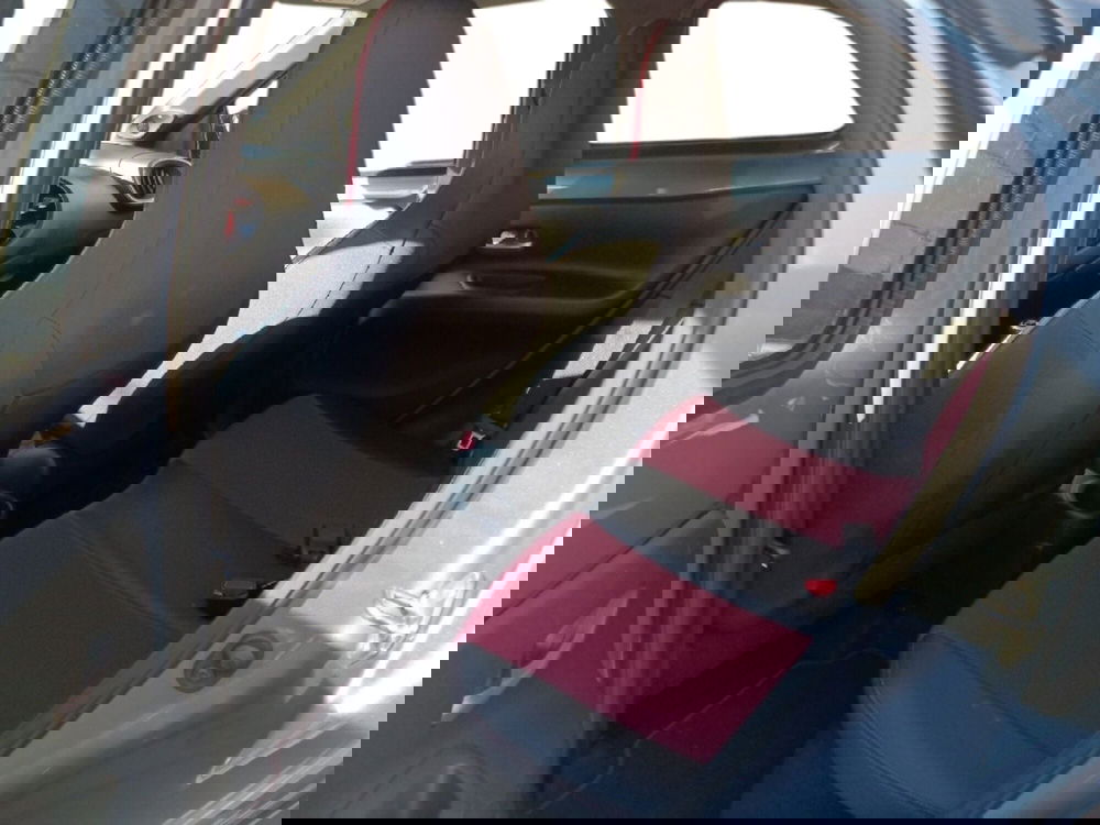 Toyota Aygo X usata a Milano (16)