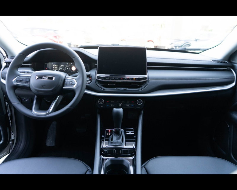 Jeep Compass nuova a Treviso (10)