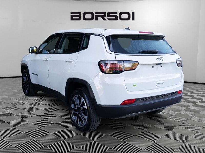 Jeep Compass nuova a Treviso (3)