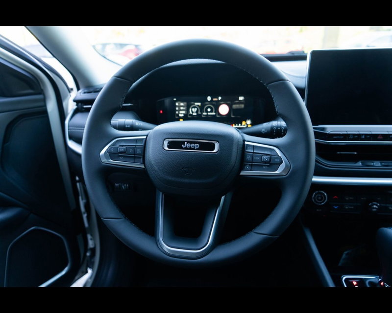 Jeep Compass nuova a Treviso (9)
