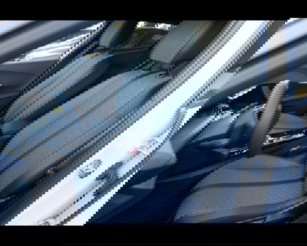 Peugeot 2008 nuova a Treviso (12)