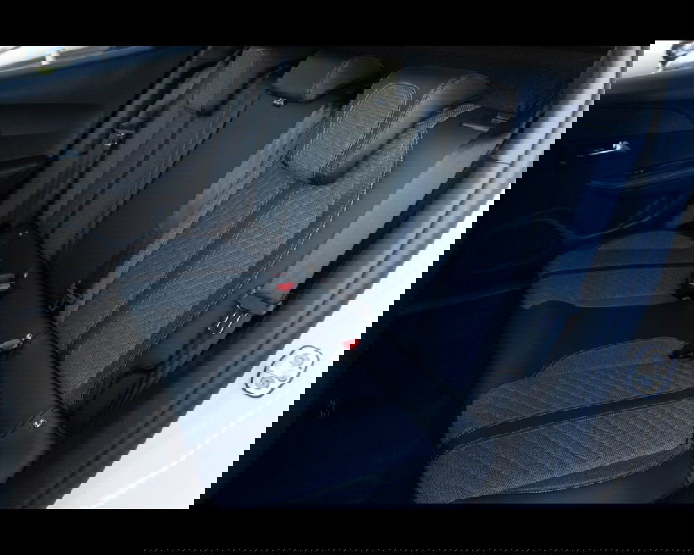 Peugeot 2008 nuova a Treviso (14)