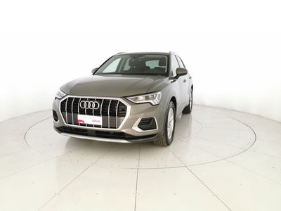 Audi Q3 35 2.0 tdi Business Advanced s-tronic del 2024 usata a Lanciano