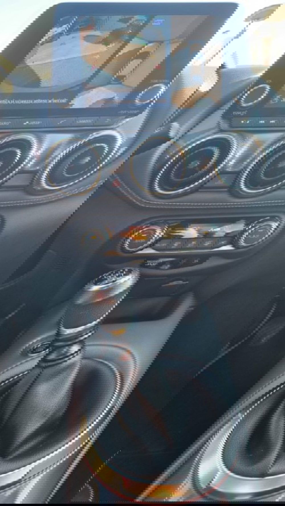 Nissan Juke usata a Lucca (9)