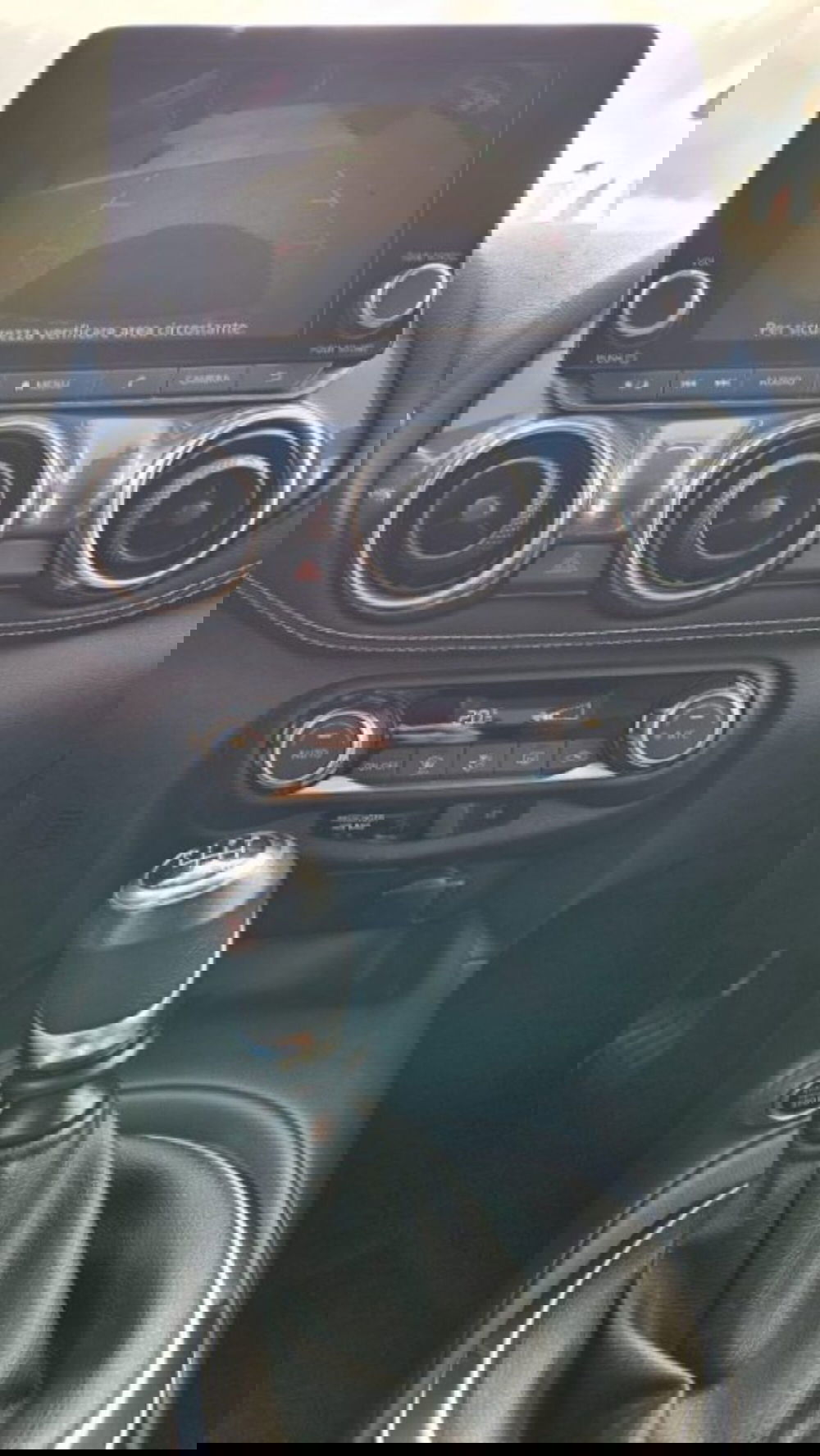 Nissan Juke usata a Lucca (12)