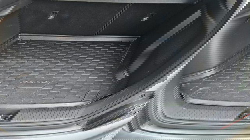 Hyundai Kona usata a Lucca (11)