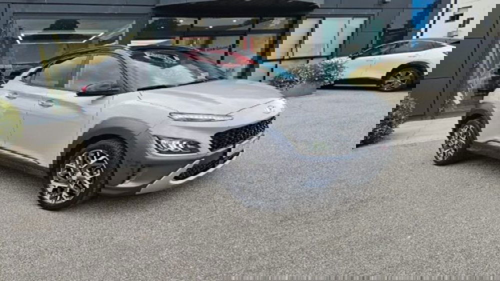 Hyundai Kona usata a Lucca (2)