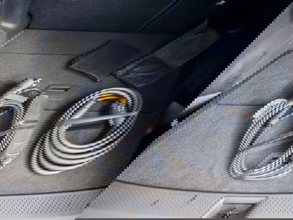 Nissan Ariya nuova a Lucca (14)